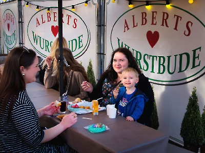 Rummelplatz_1 Alberts Wurstbude